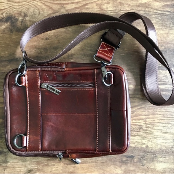 Crossbody bag - Picture 13 of 16